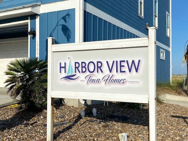 HARBOR VIEW TOWN HOMES