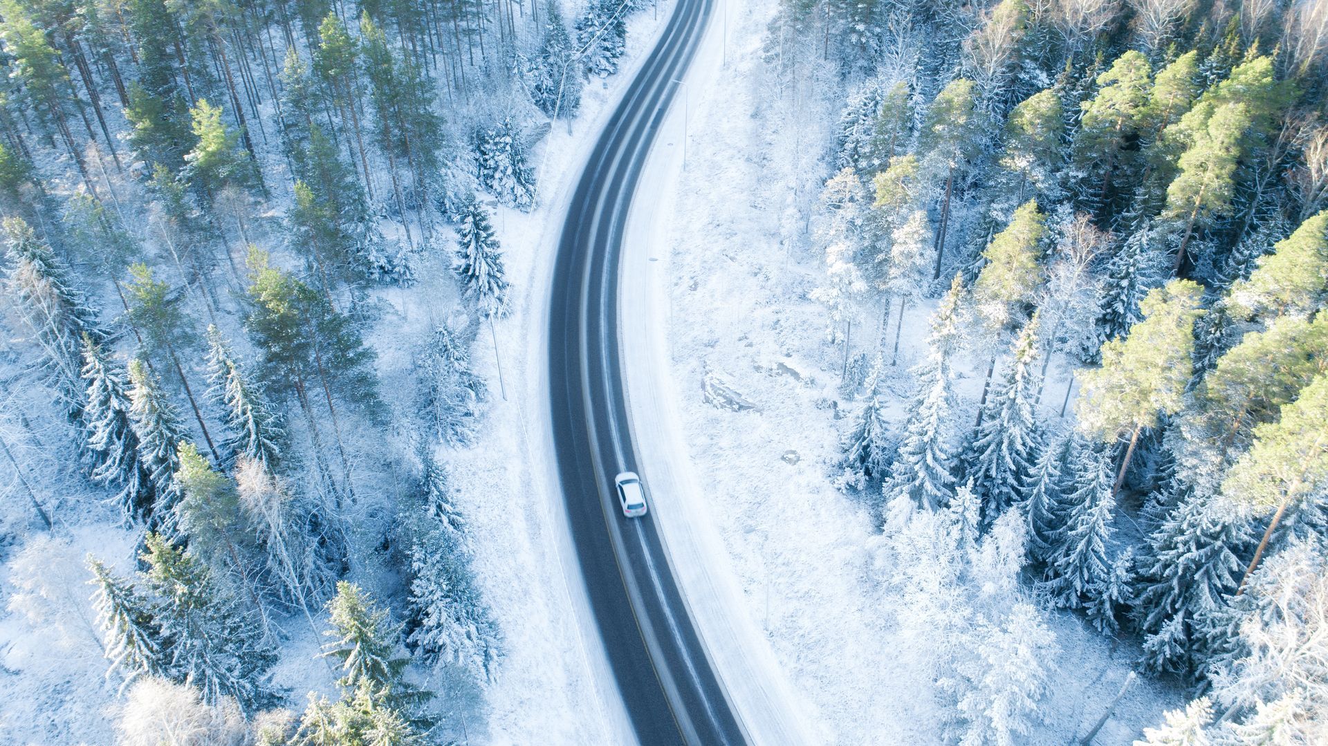 How Does Temperature Impact Brake Performance on Cold Canadian Roads? | MechaniQ
