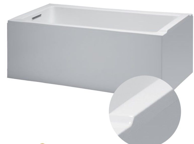 Tablier de baignoire au design minimaliste Tablier de baignoire avec une forme minimliste pure, simple et plate. Taill sur-mesue en une seule pièce, face ou  en L.