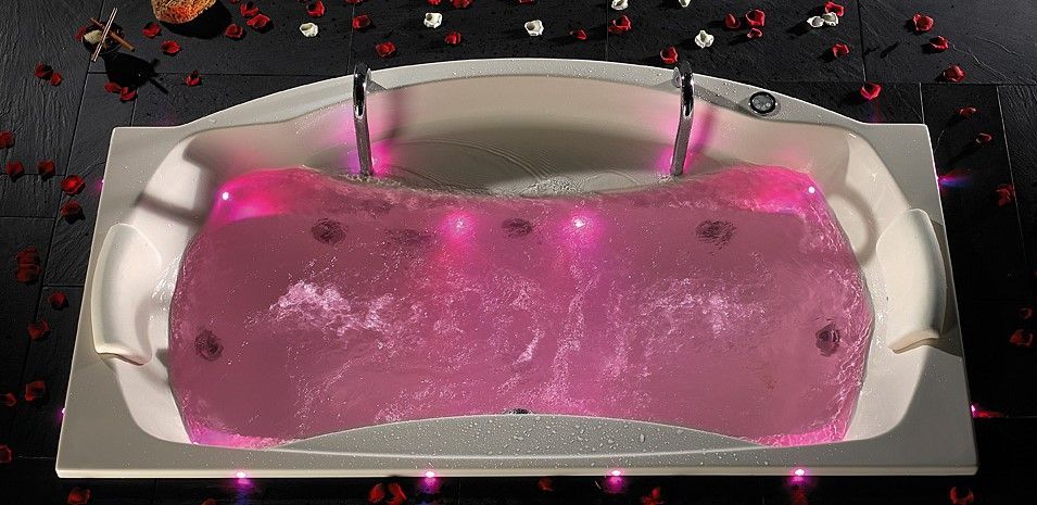 Au-dessus de la baignoire, la plage...