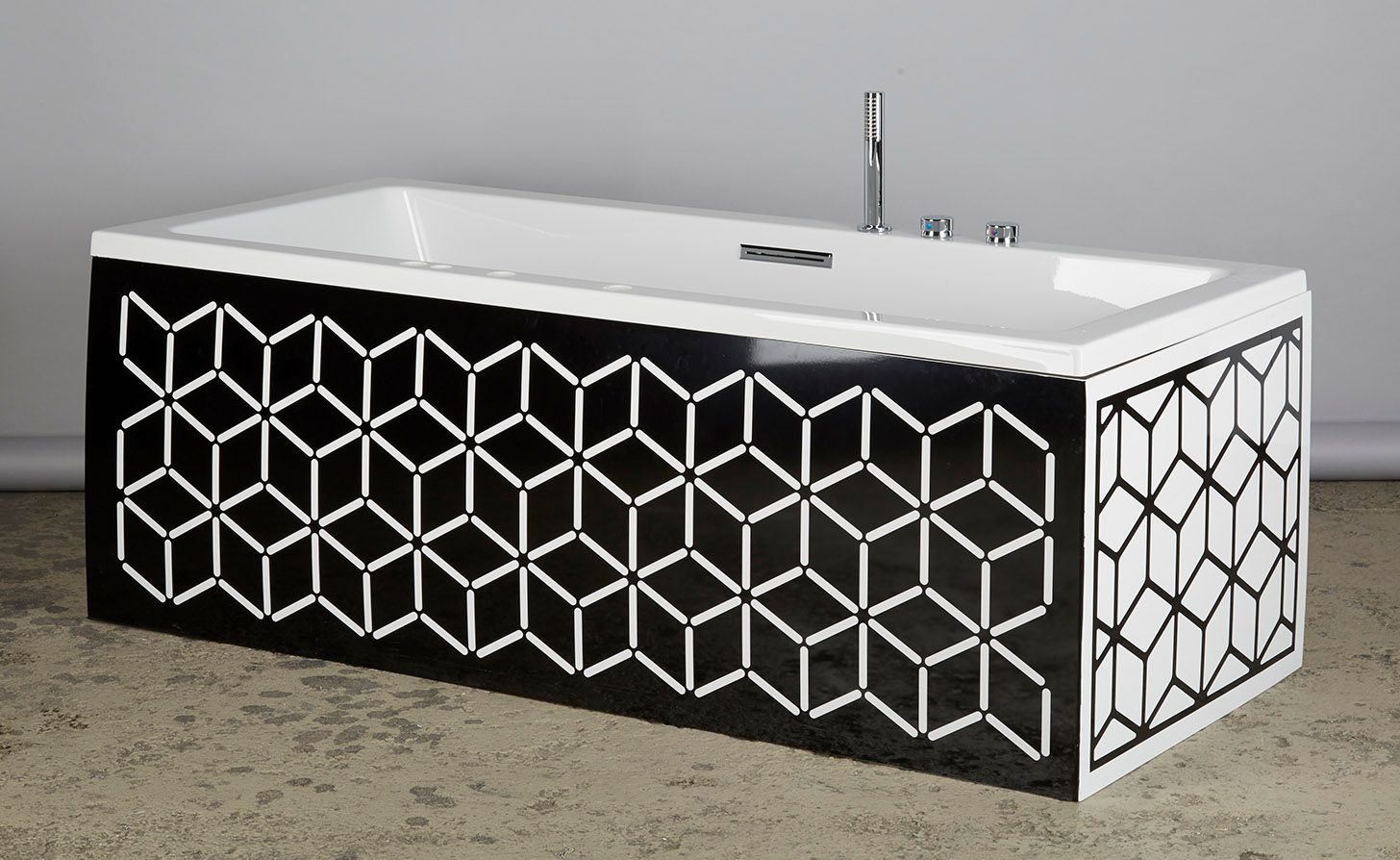 Baignoire ectangulaire avec un tablier minimaliste effet structure