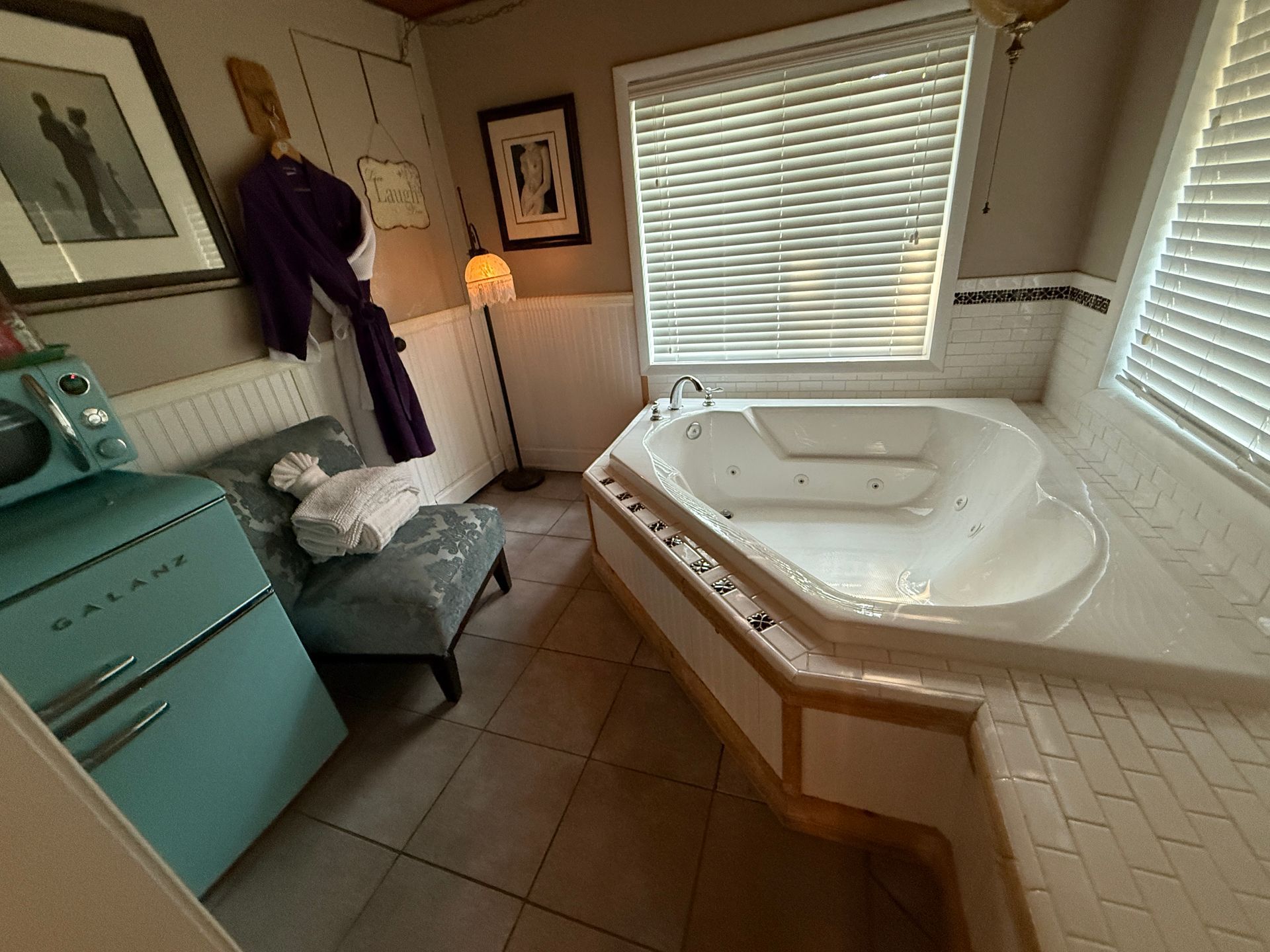 Jacuzzi for 2 – #3 Lovely Cottage