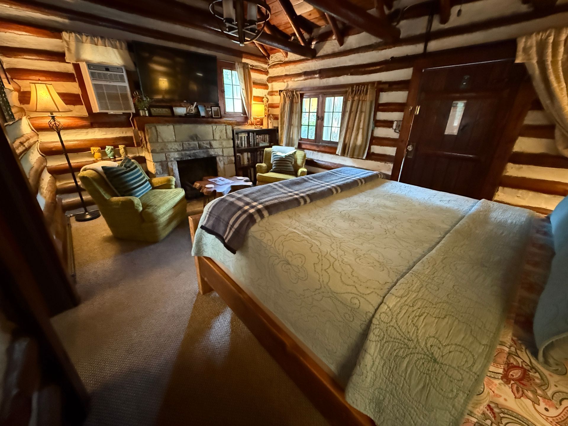 Interior of #4 The Log Cabin Cottage