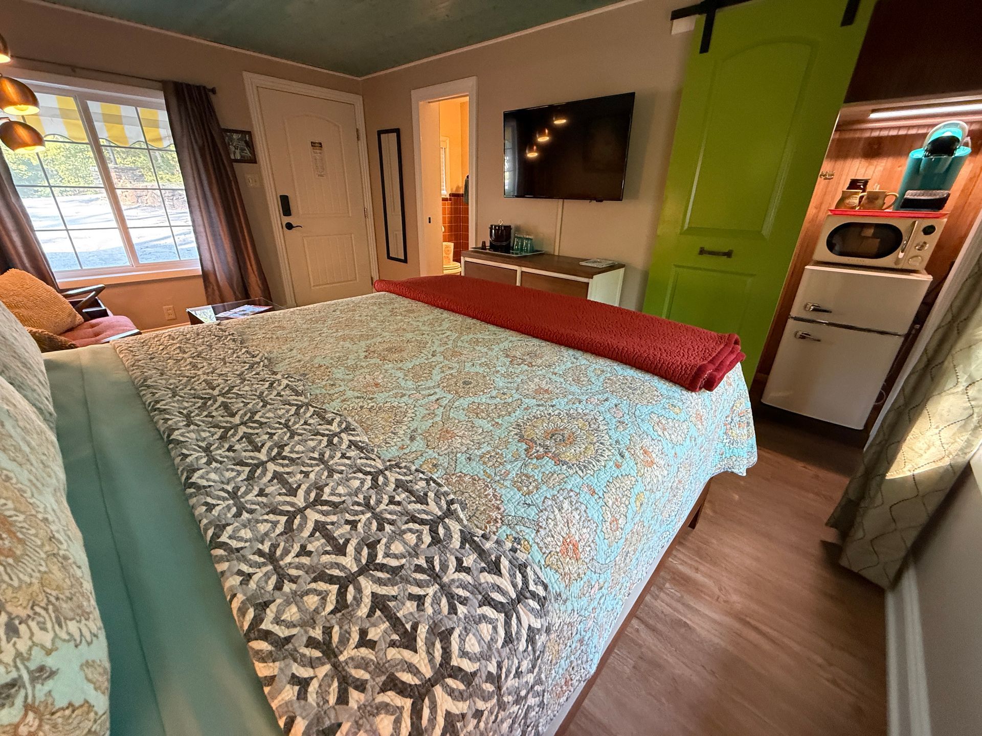 Interior of #5 Holiday Road Cottage