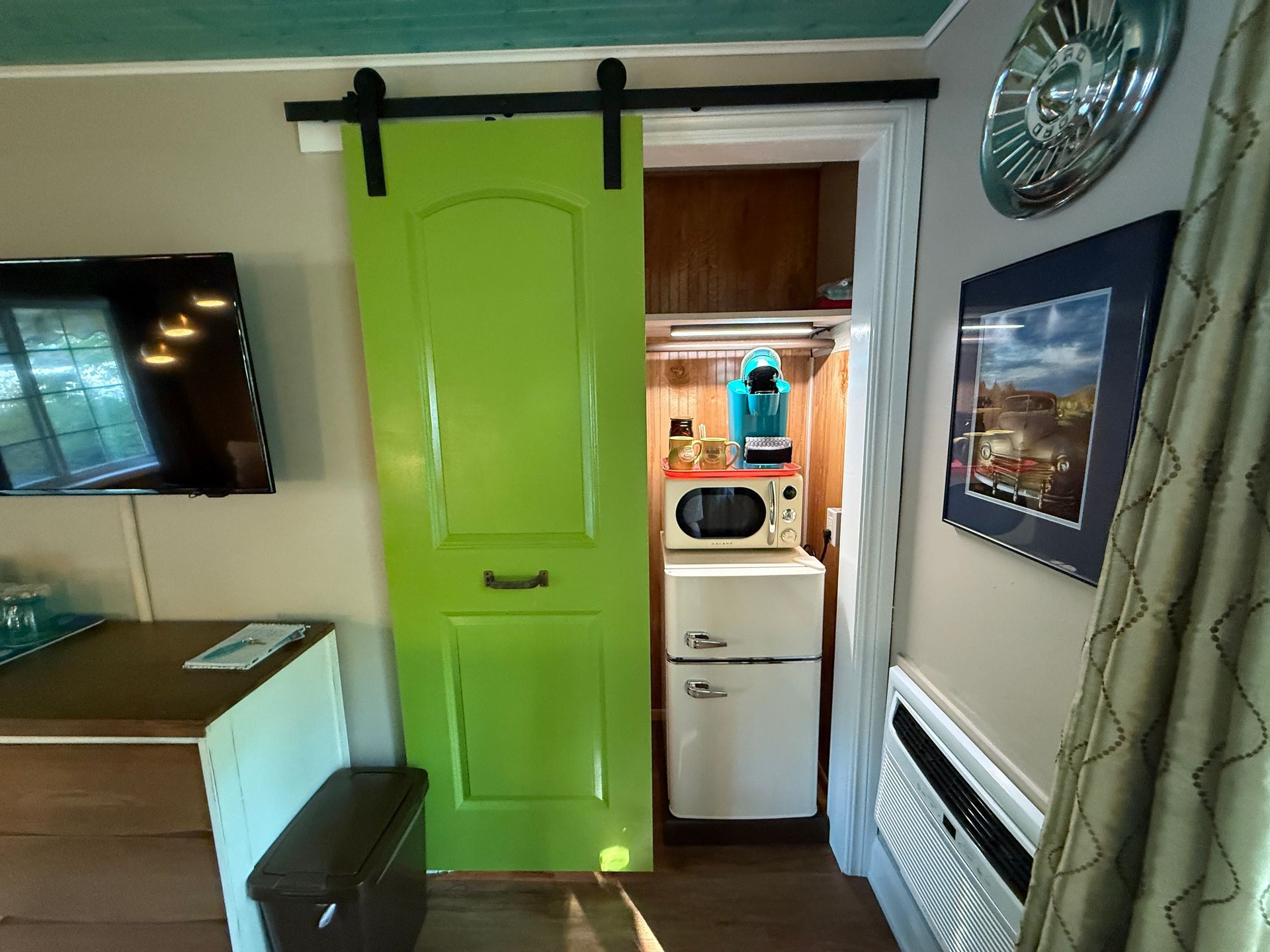 Bathroom of #5 Holiday Road Cottage