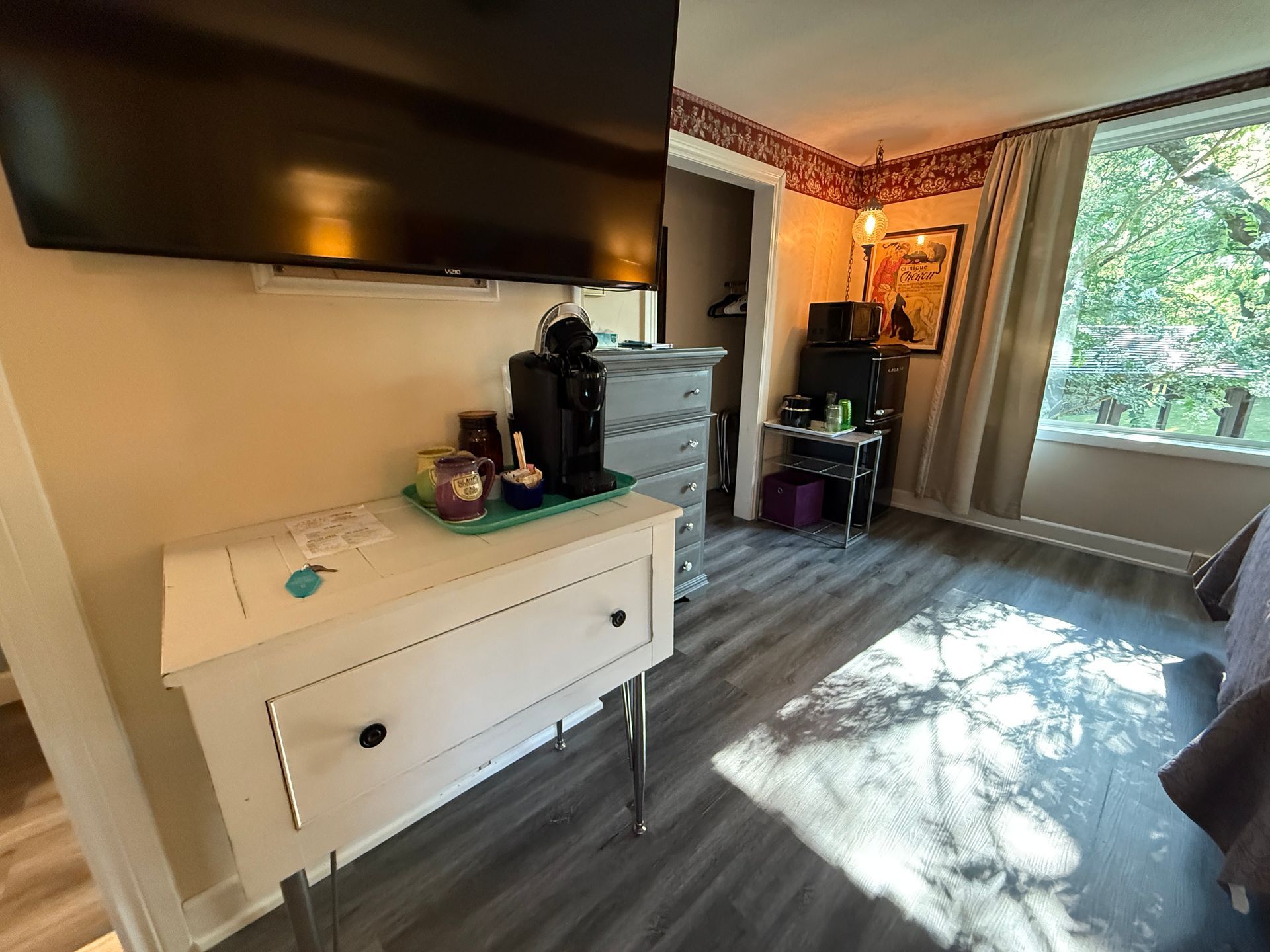 Interior of #6 Bohemian Cottage