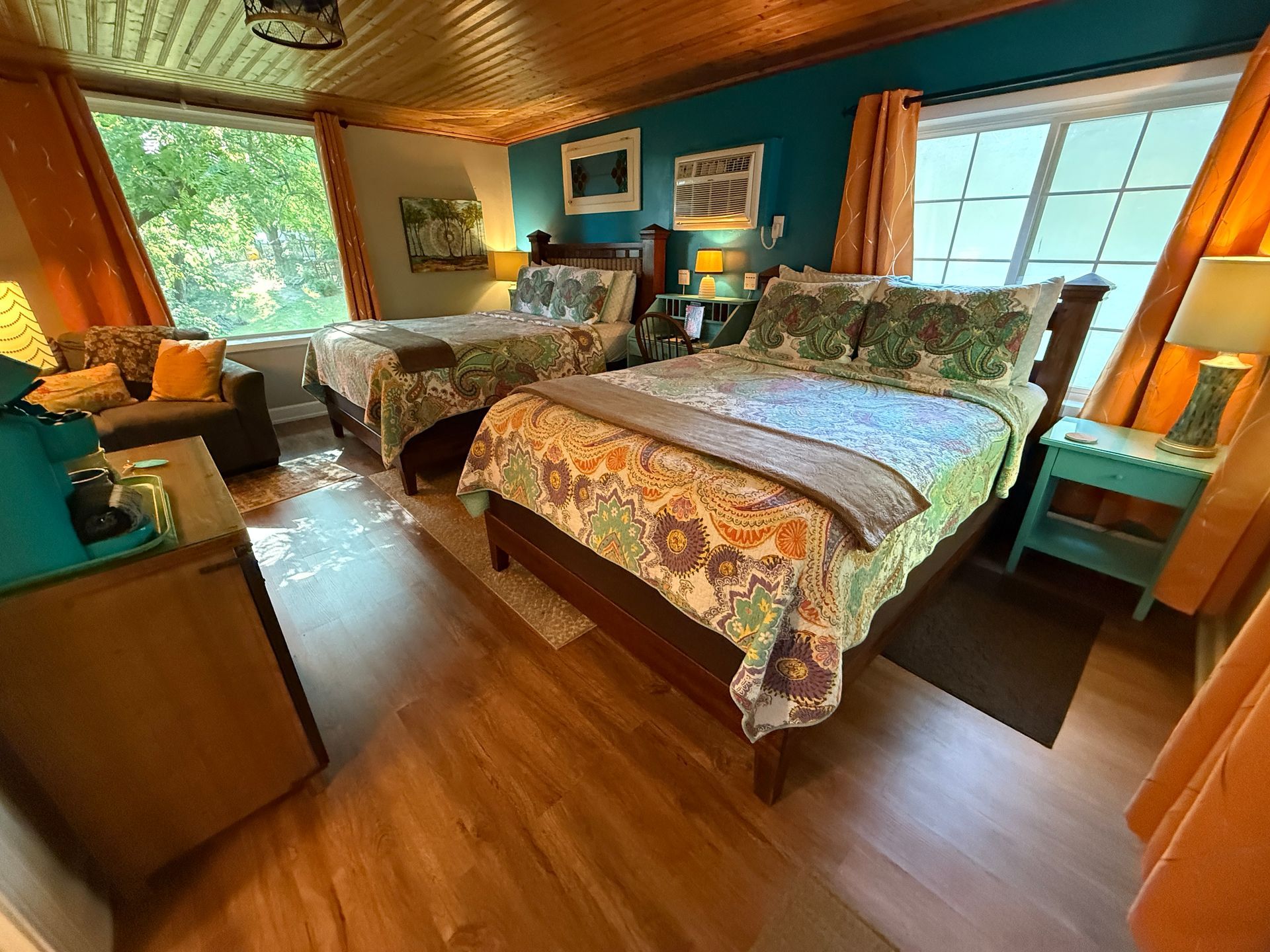 Interior of #7 Trail's End Cottage