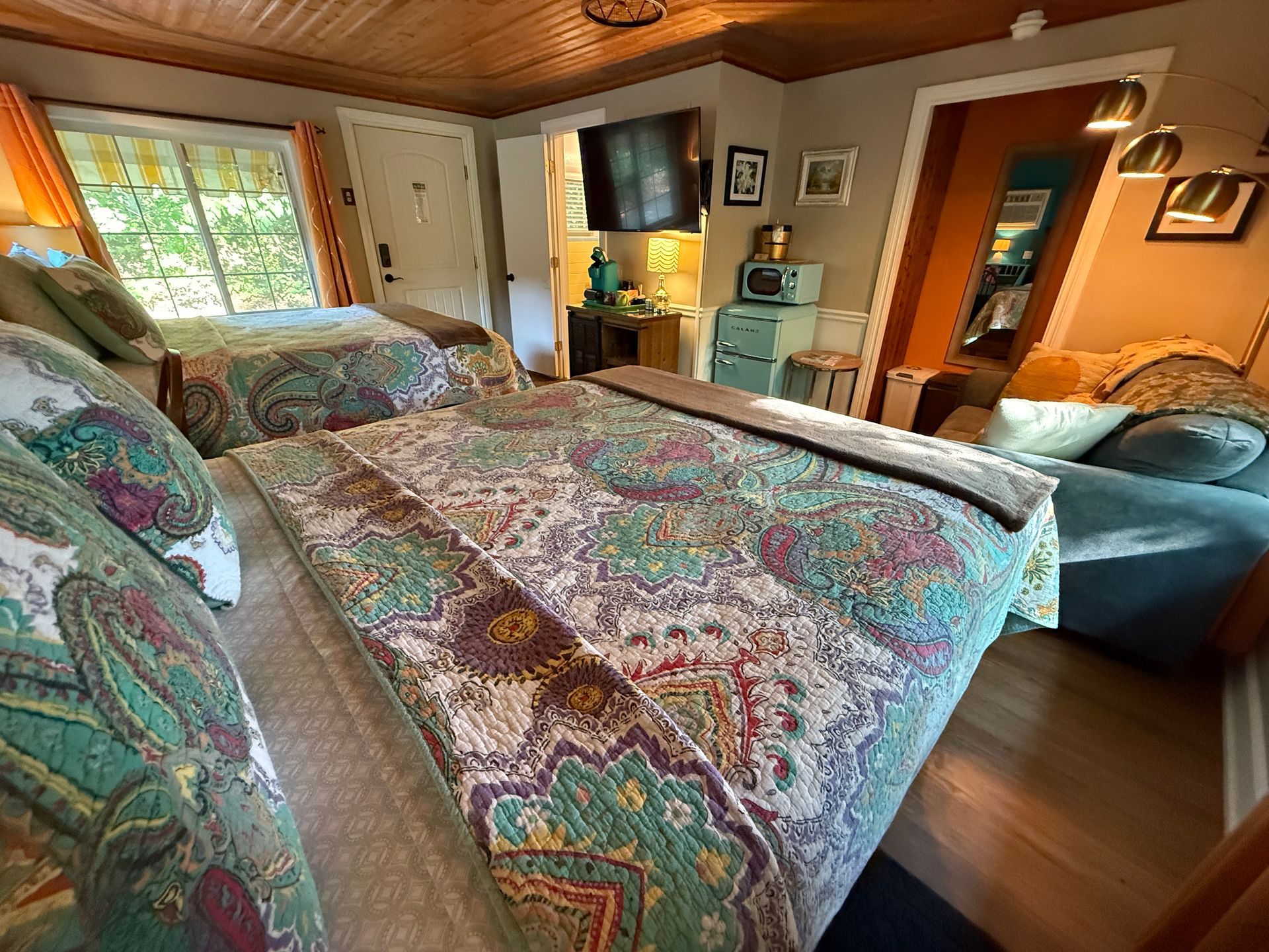 Interior of #7 Trail's End Cottage