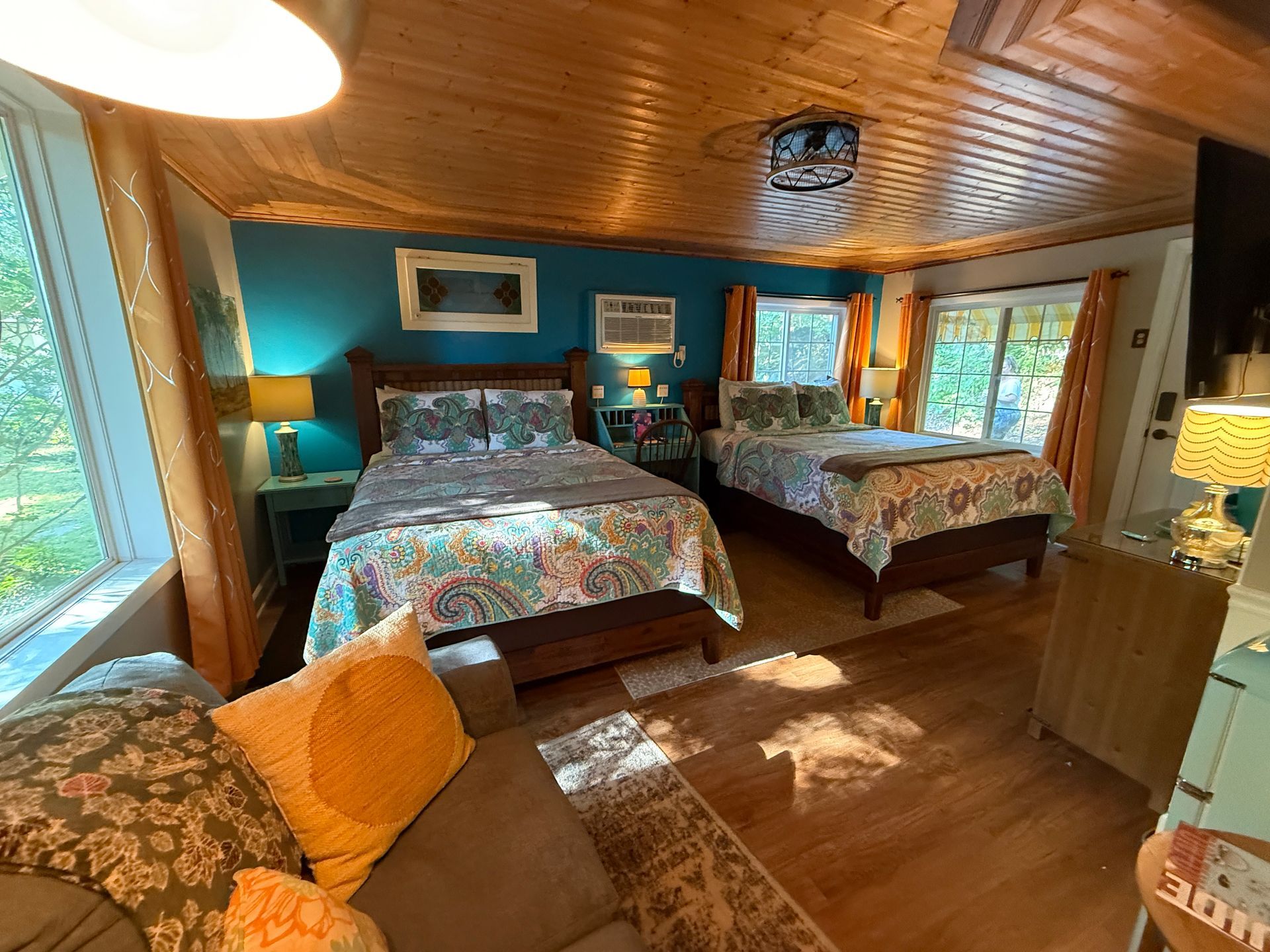 Interior of #7 Trail's End Cottage