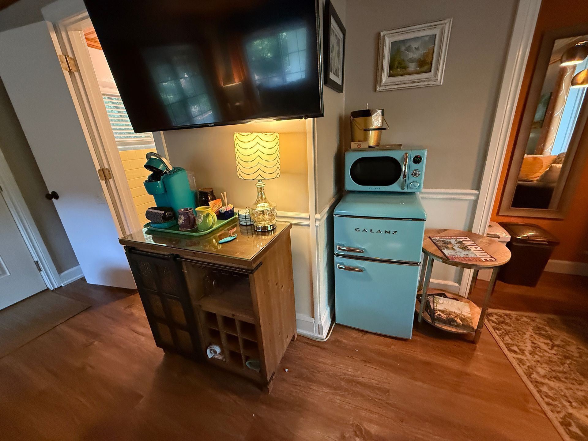 Interior of #7 Trail's End Cottage