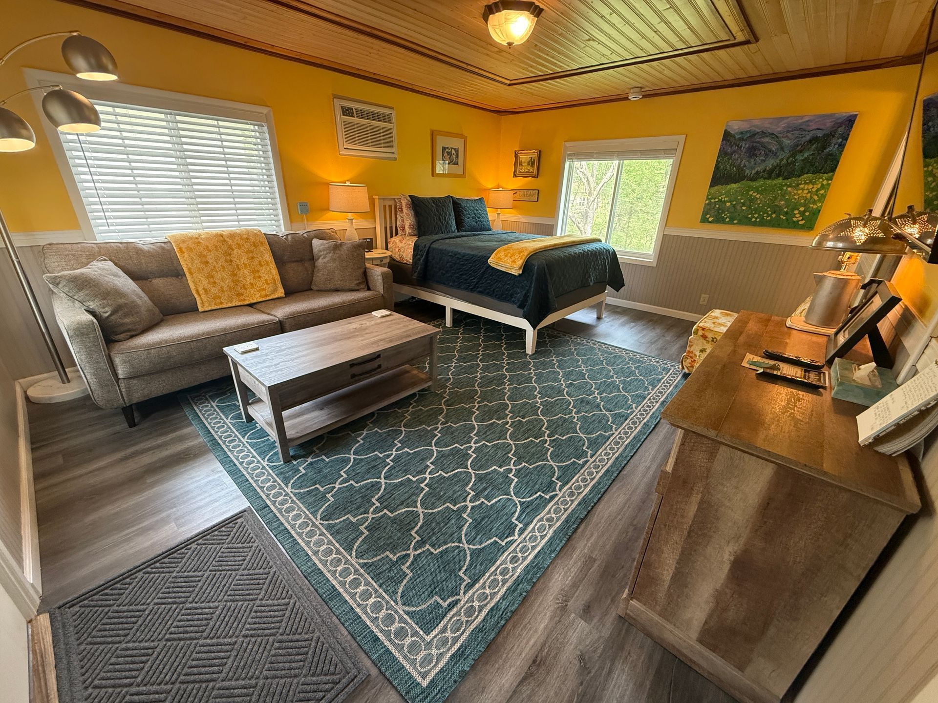 Interior of #2 Cookie's Kitchen Cottage