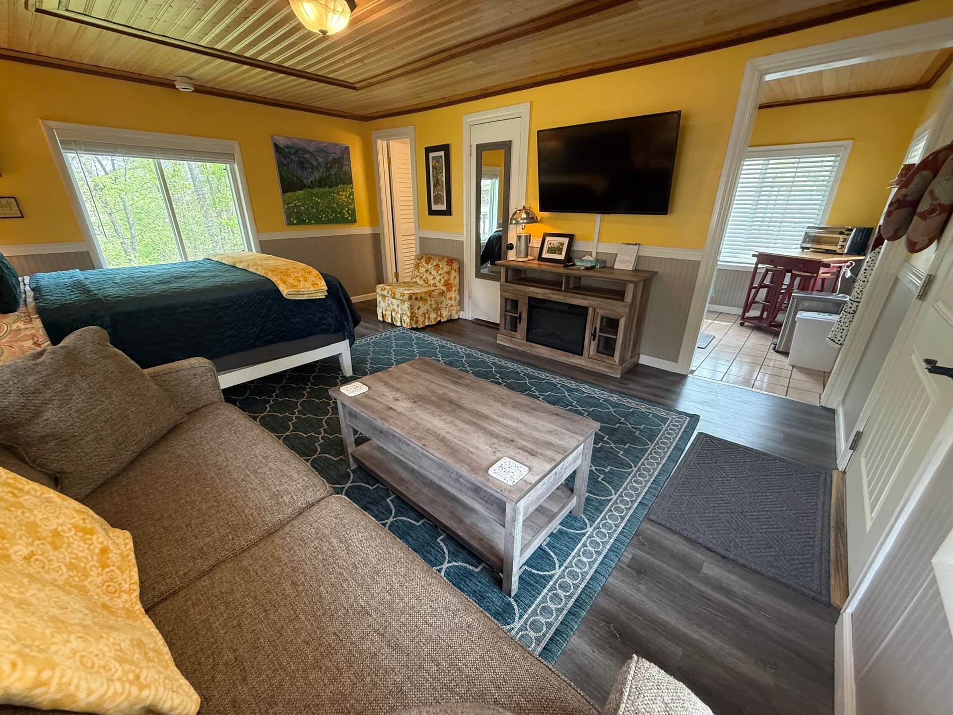 Interior of #2 Cookie's Kitchen Cottage