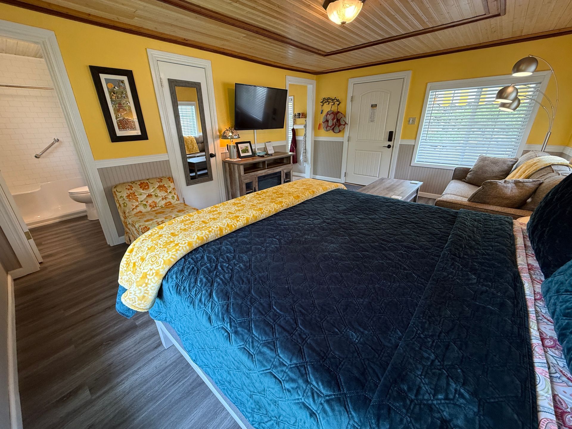 Interior of #2 Cookie's Kitchen Cottage