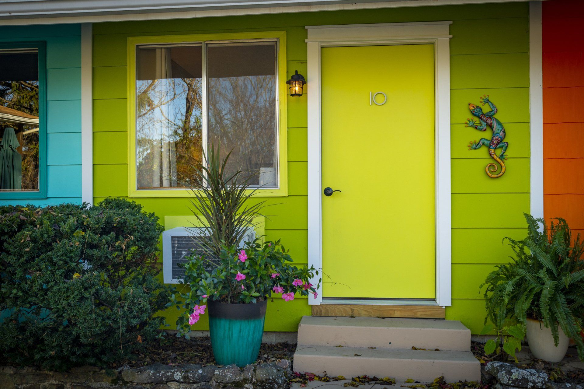 Exterior of #10 Single Guest Room