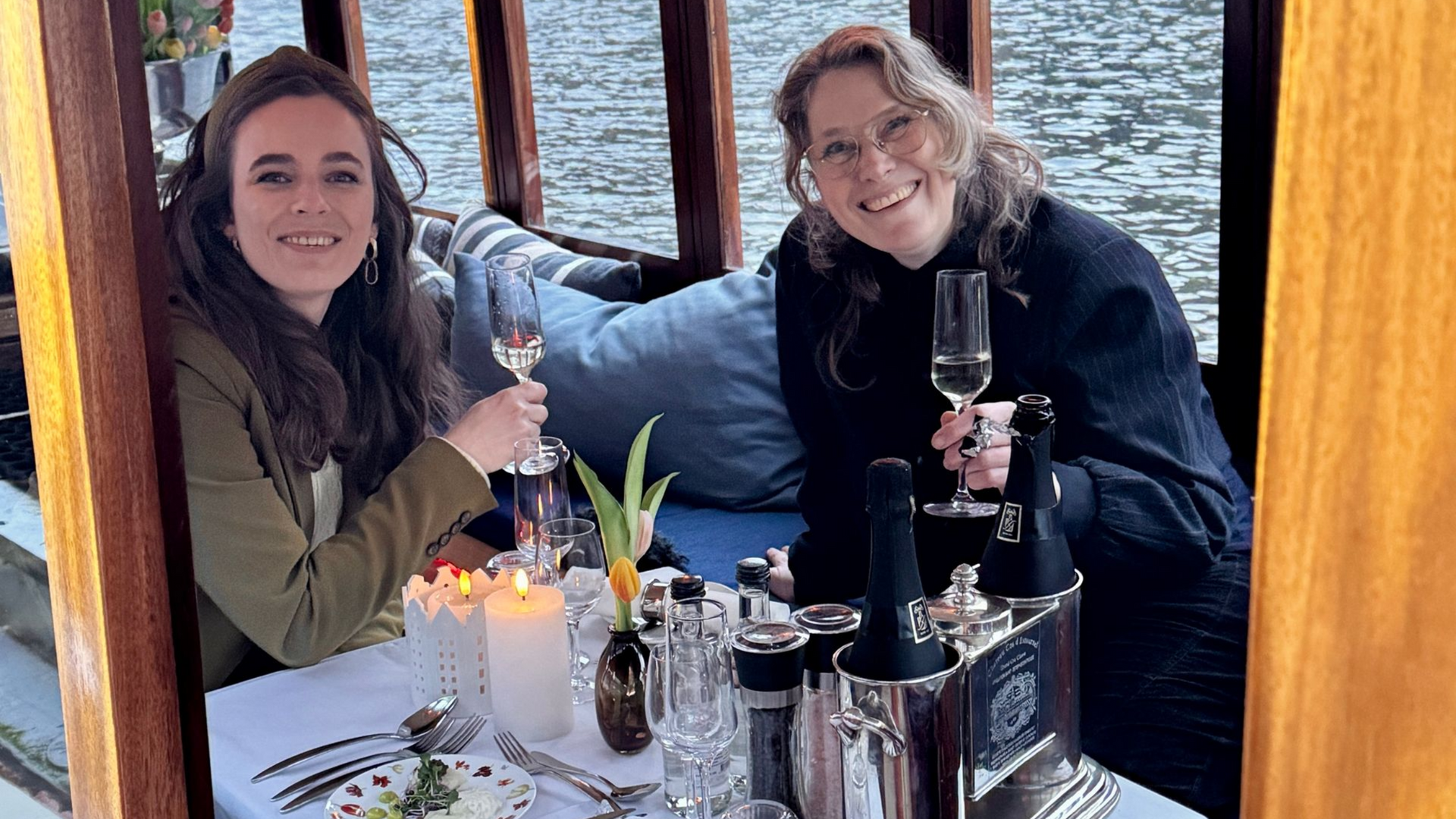 Private dinner cruise