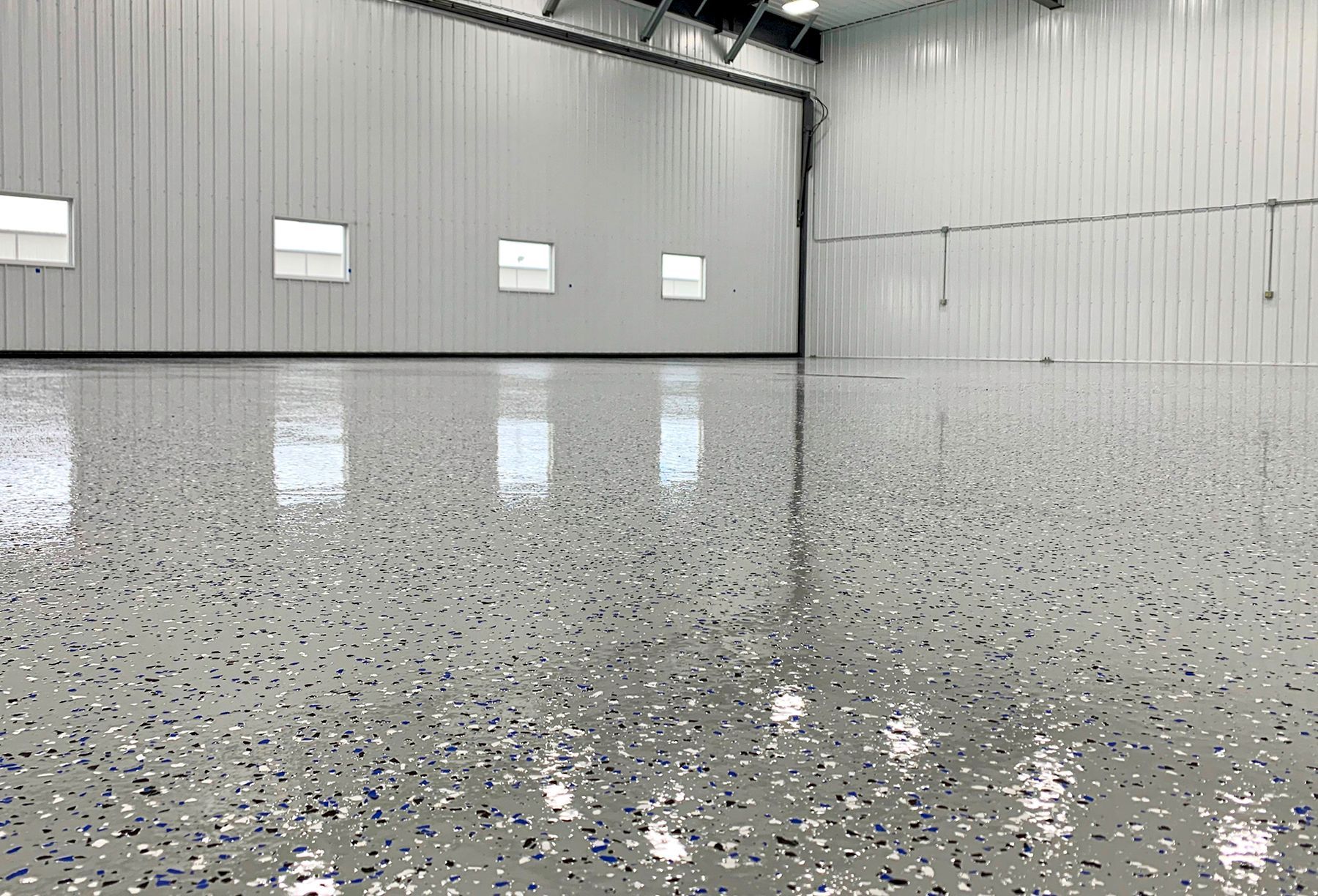 flake epoxy floor in aircraft hanger