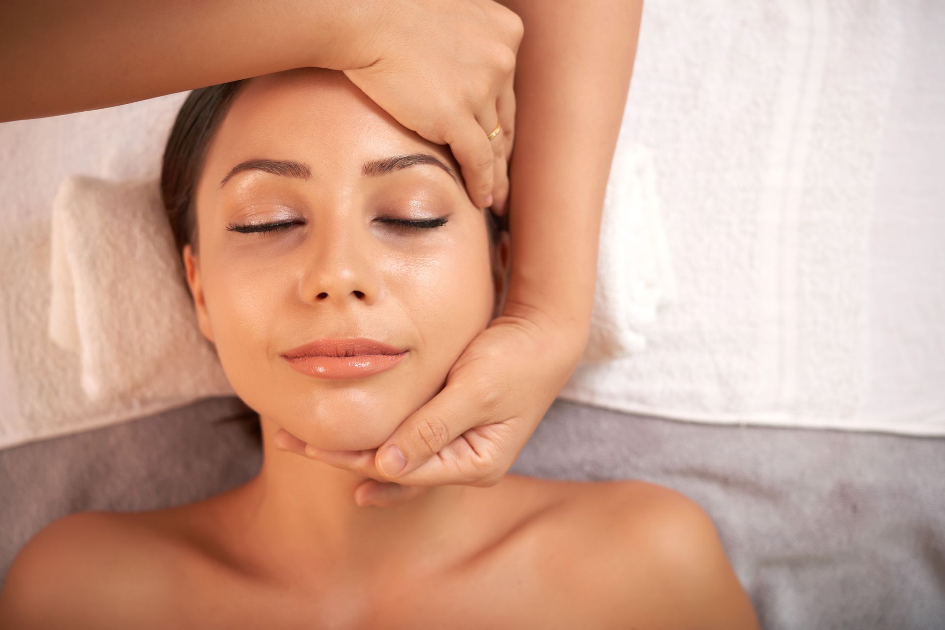 young woman mask face relaxing spa salon