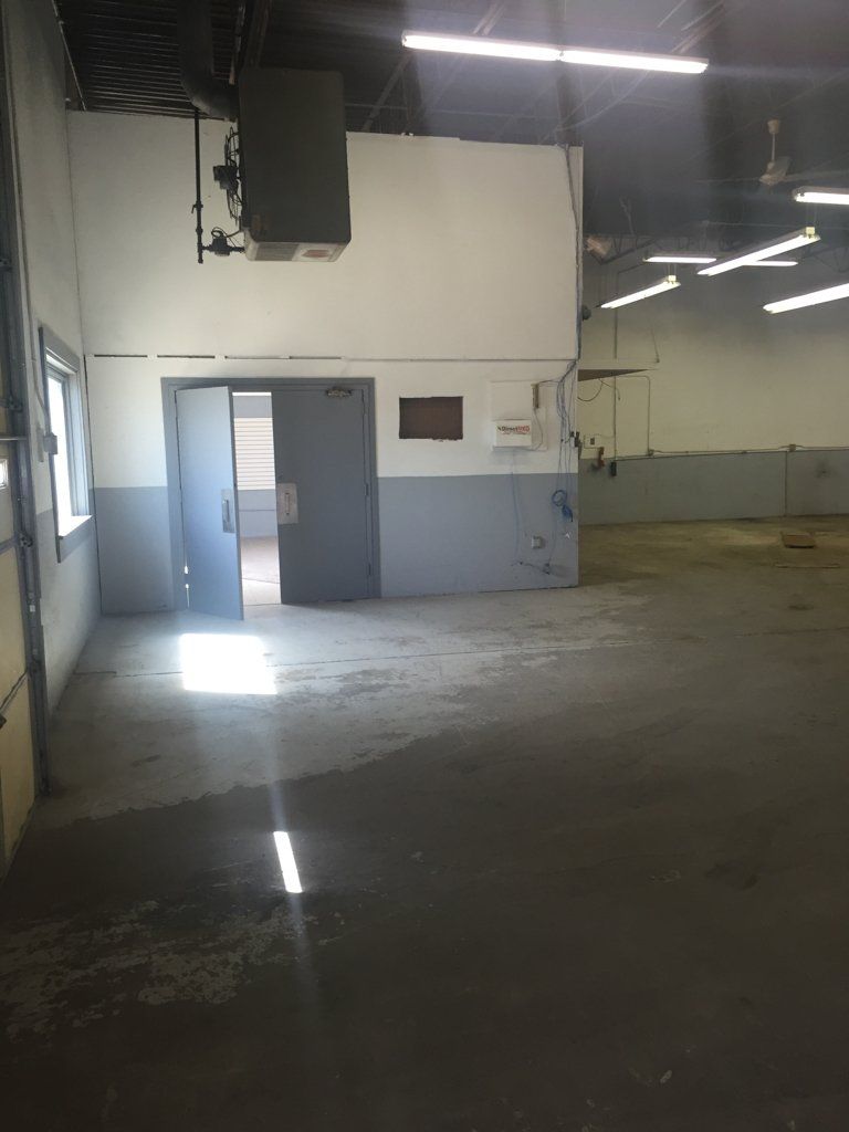 empty room with concrete floor