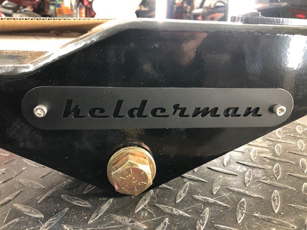 closeup of kelderman logo