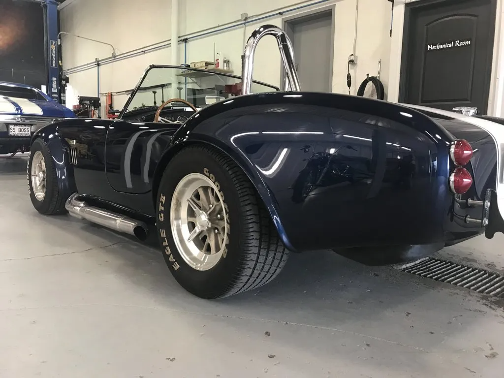 rear side view of hot rod