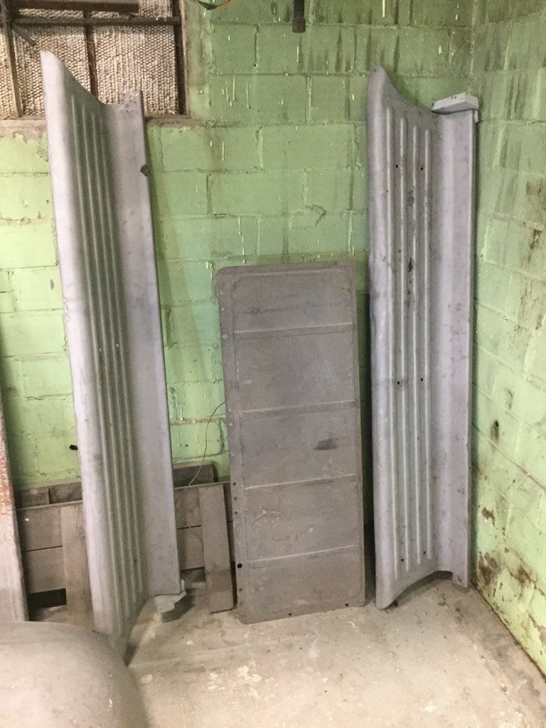 full view of truck panels against wall