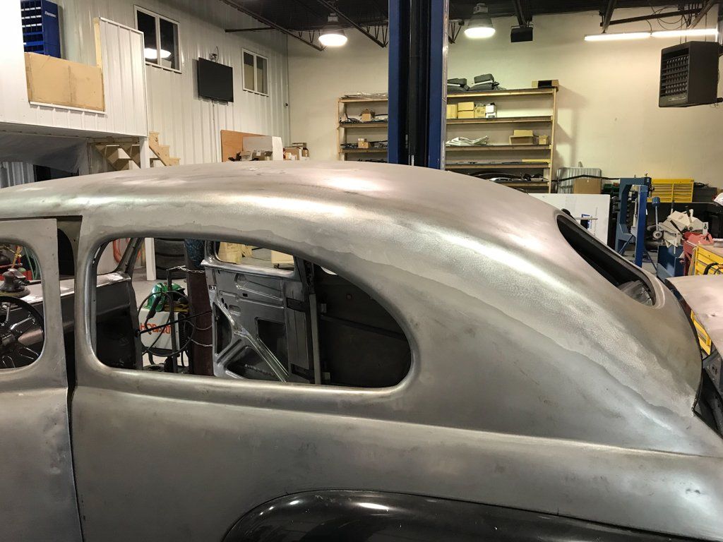 side view of sedan and roof