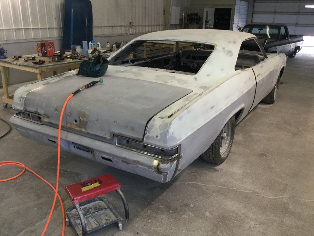 ear view of car with tools on trunk