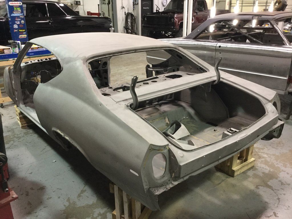 rear view of car missing trunk