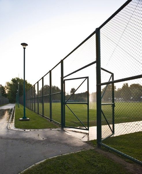 chain wire gate installation brisbane
