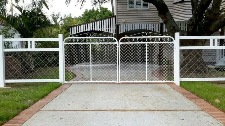 white powder coated federation gate