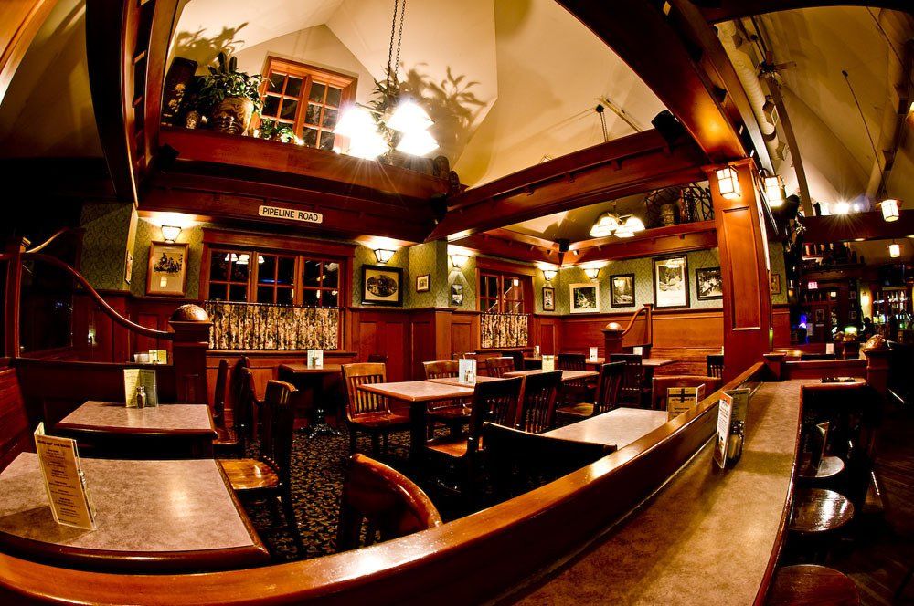 Local pub | North Vancouver, BC | The Black Bear Neighbourhood Pub