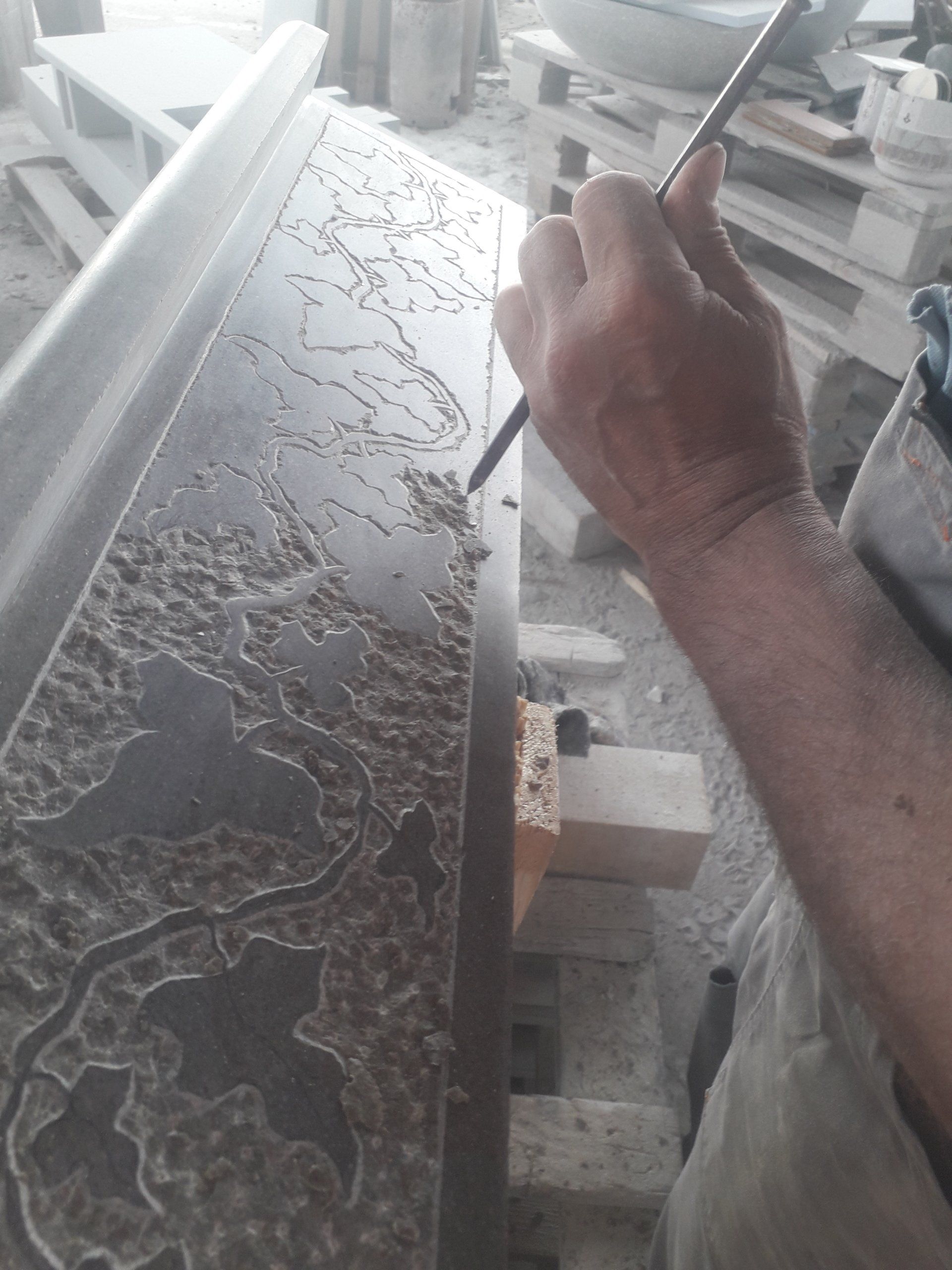 lavorazioni in pietra piasentina