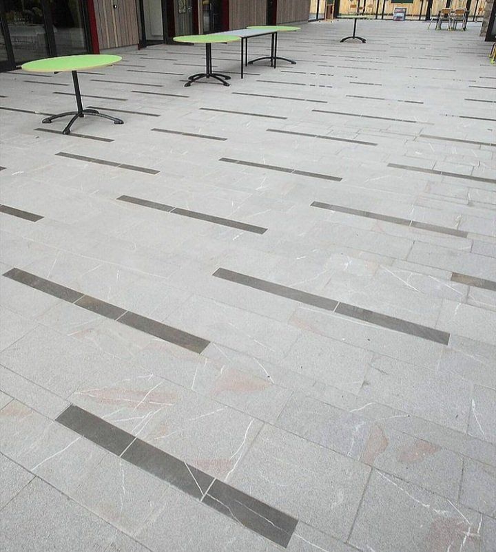 pavimentazione esterna in pietra piasentina