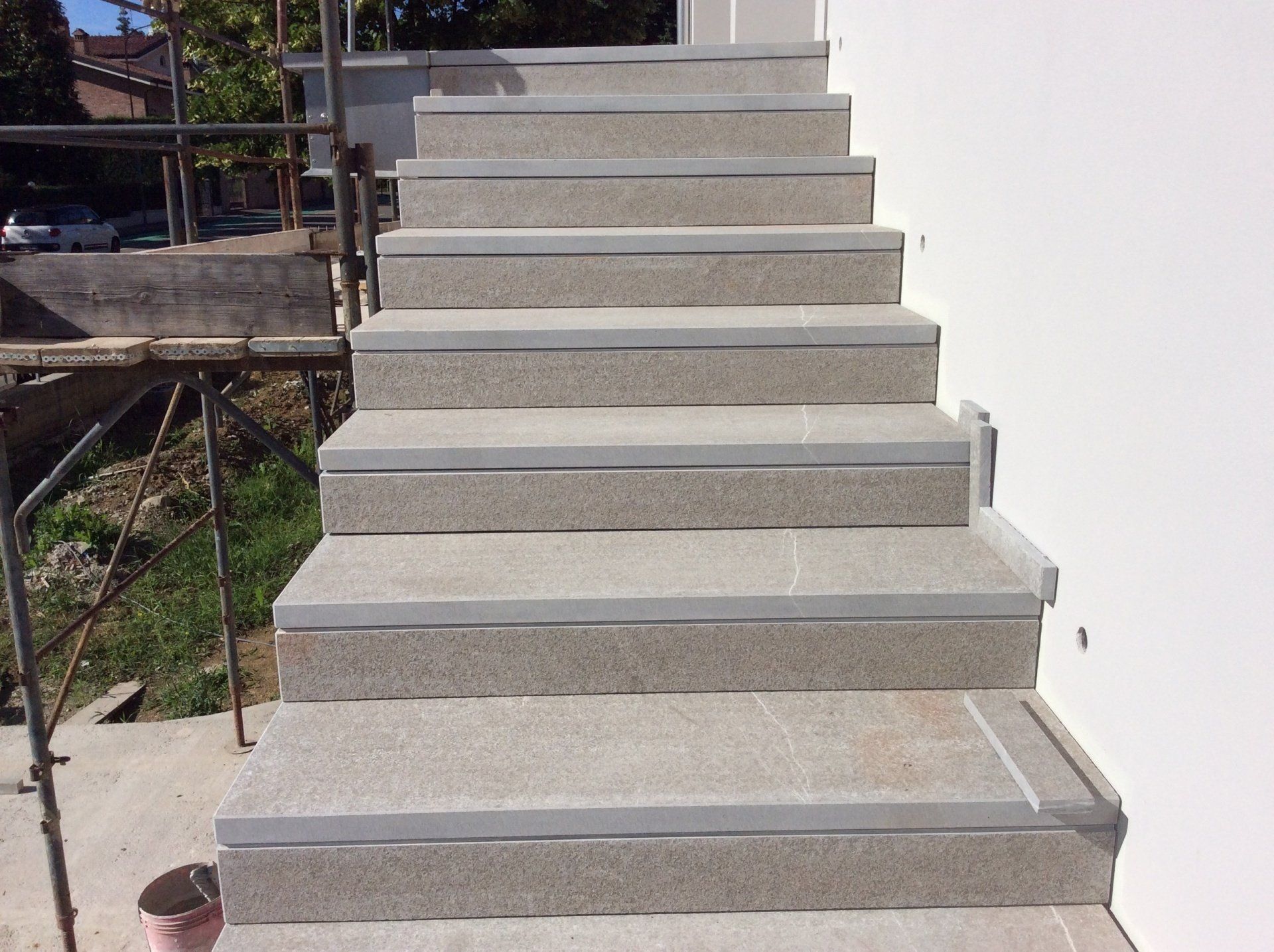 scale in pietra piasentina per esterni