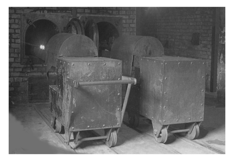 774_Auschwitz_ovens