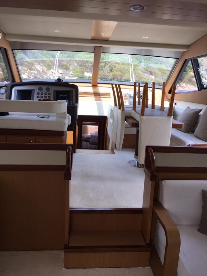 Interni di imbarcazione sanificati