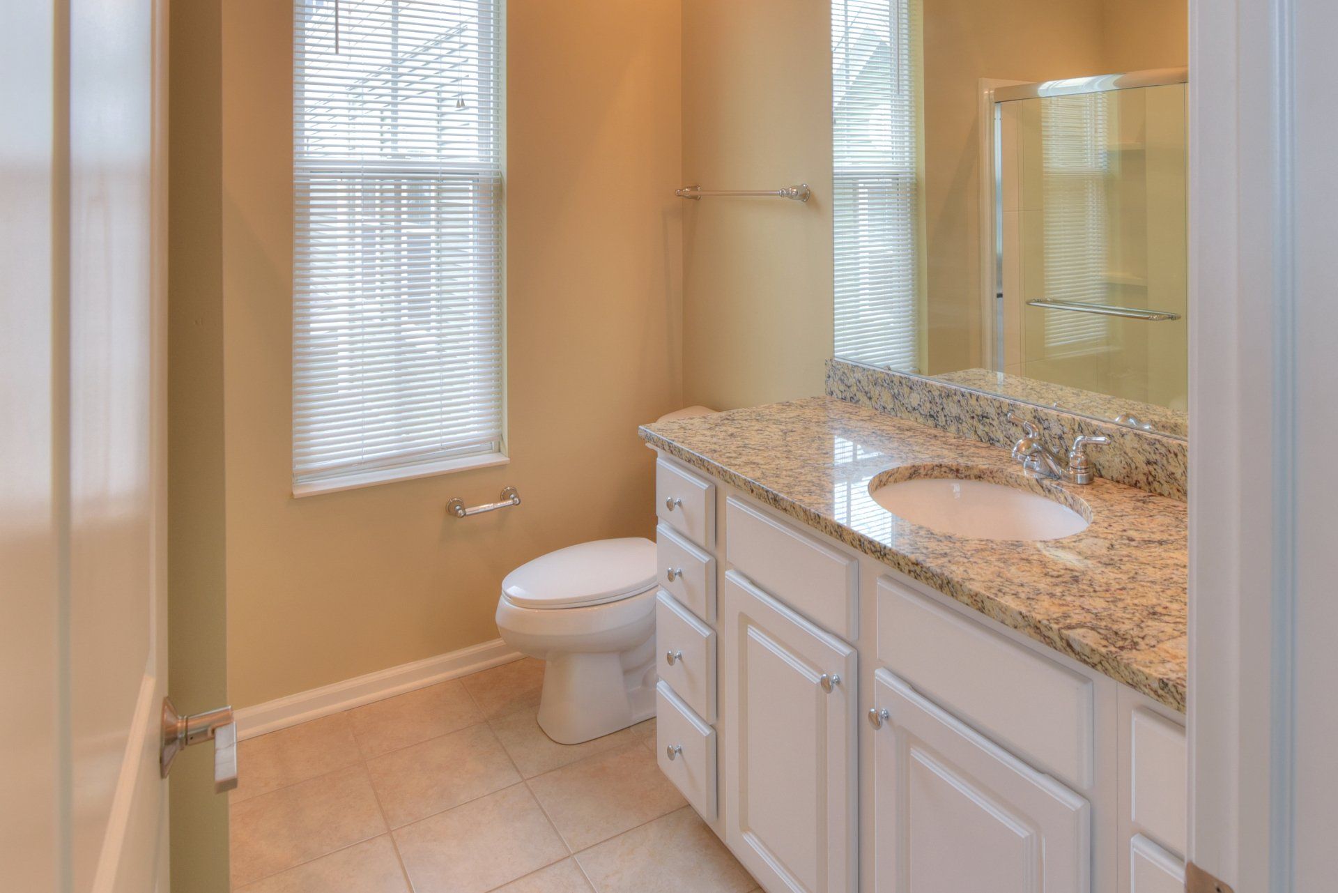 Concord Square Bathroom Photo