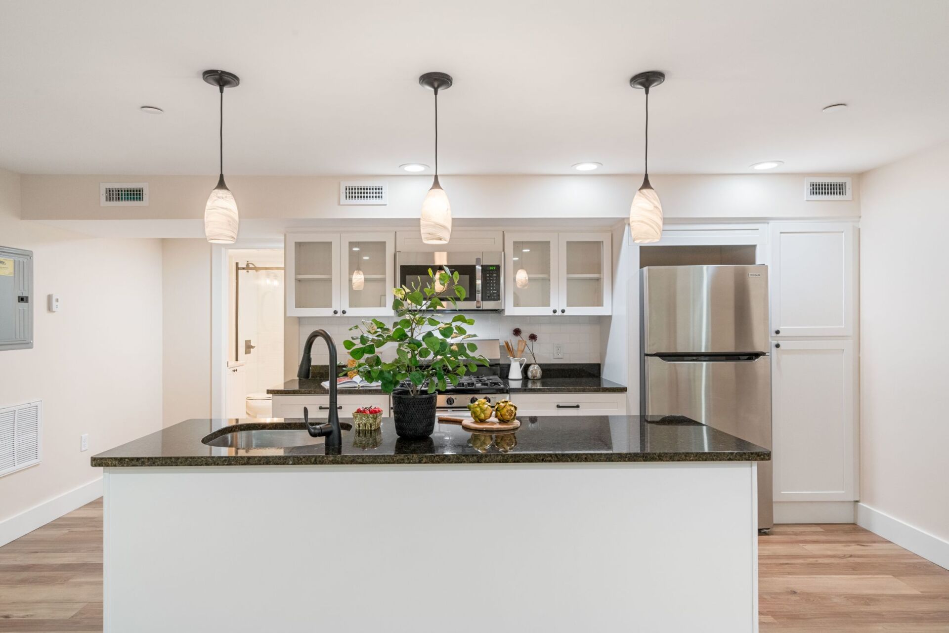 18 Whitley Ave #1 kitchen