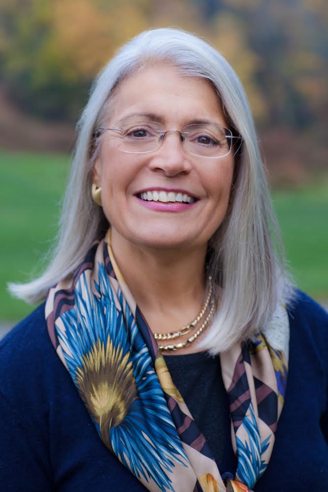 Laura Palumbo-Hanson headshot