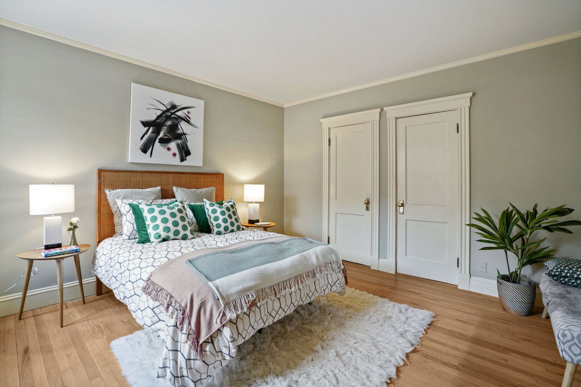 43 Linnaean Street, #22A  master bedroom 1