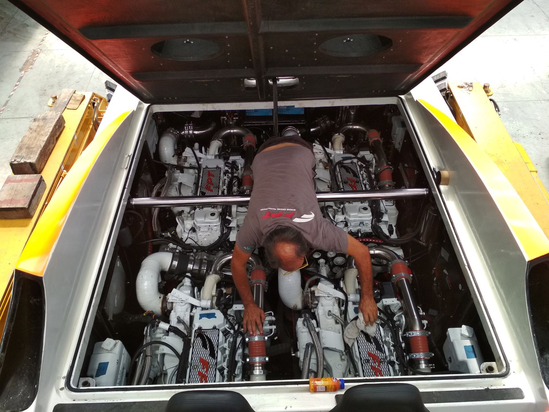 Assistenza autorizzata motori marini FPT - Rapallo