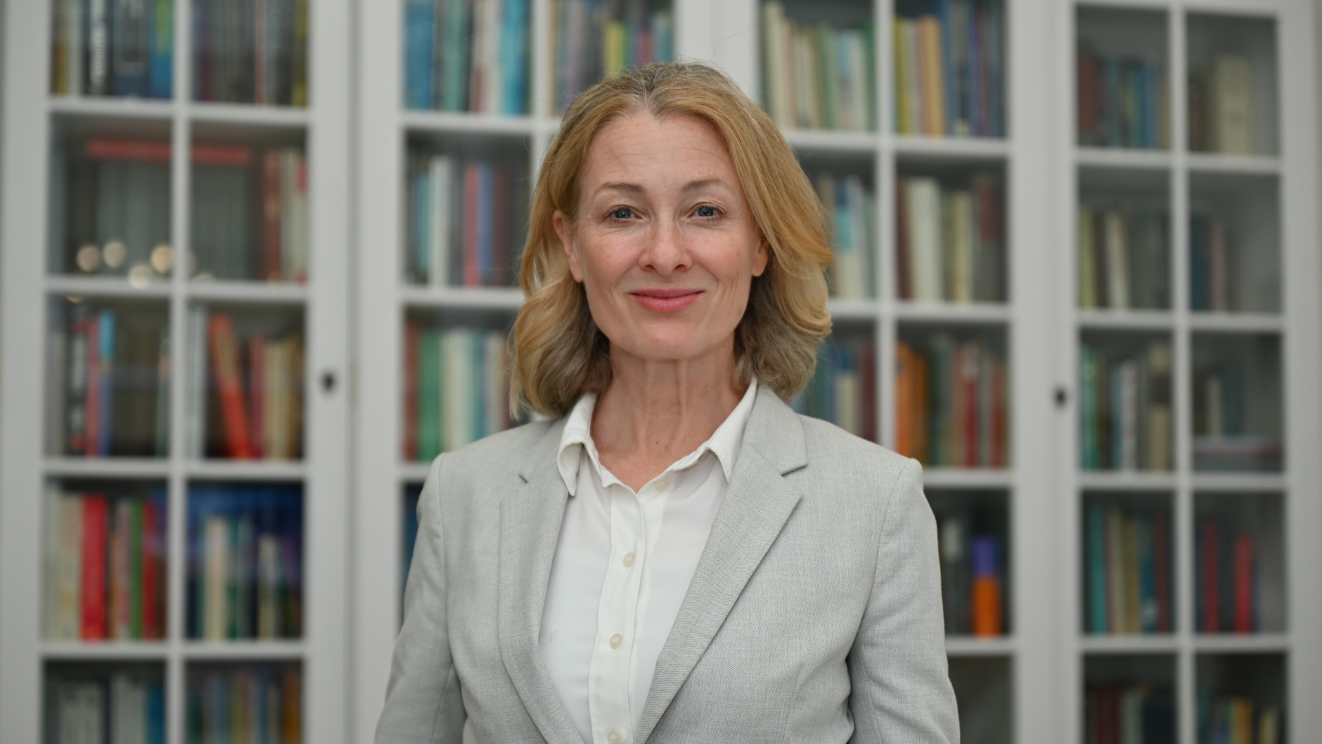 Where Are Author Gate Books Sold