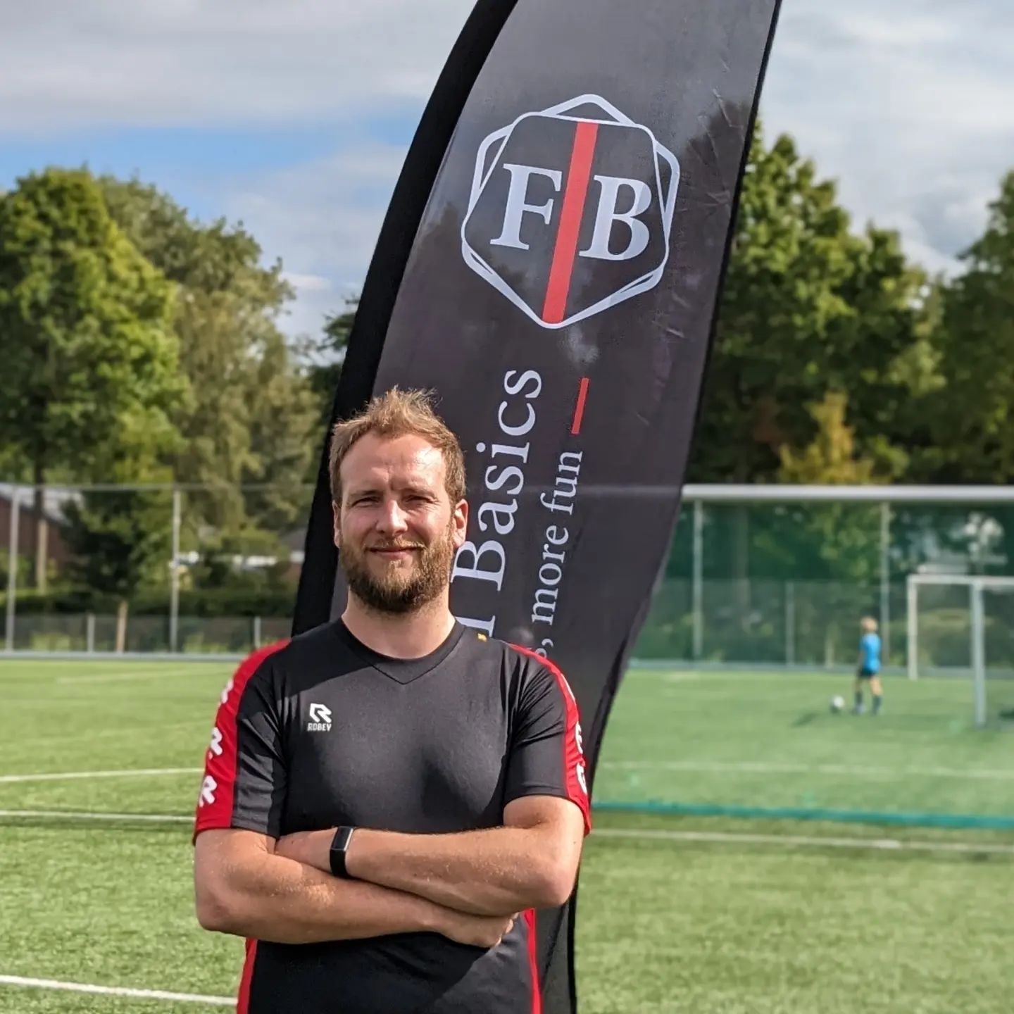 Football Basics voetbalschool voorburg voetbal training oefeningen Niels trainer