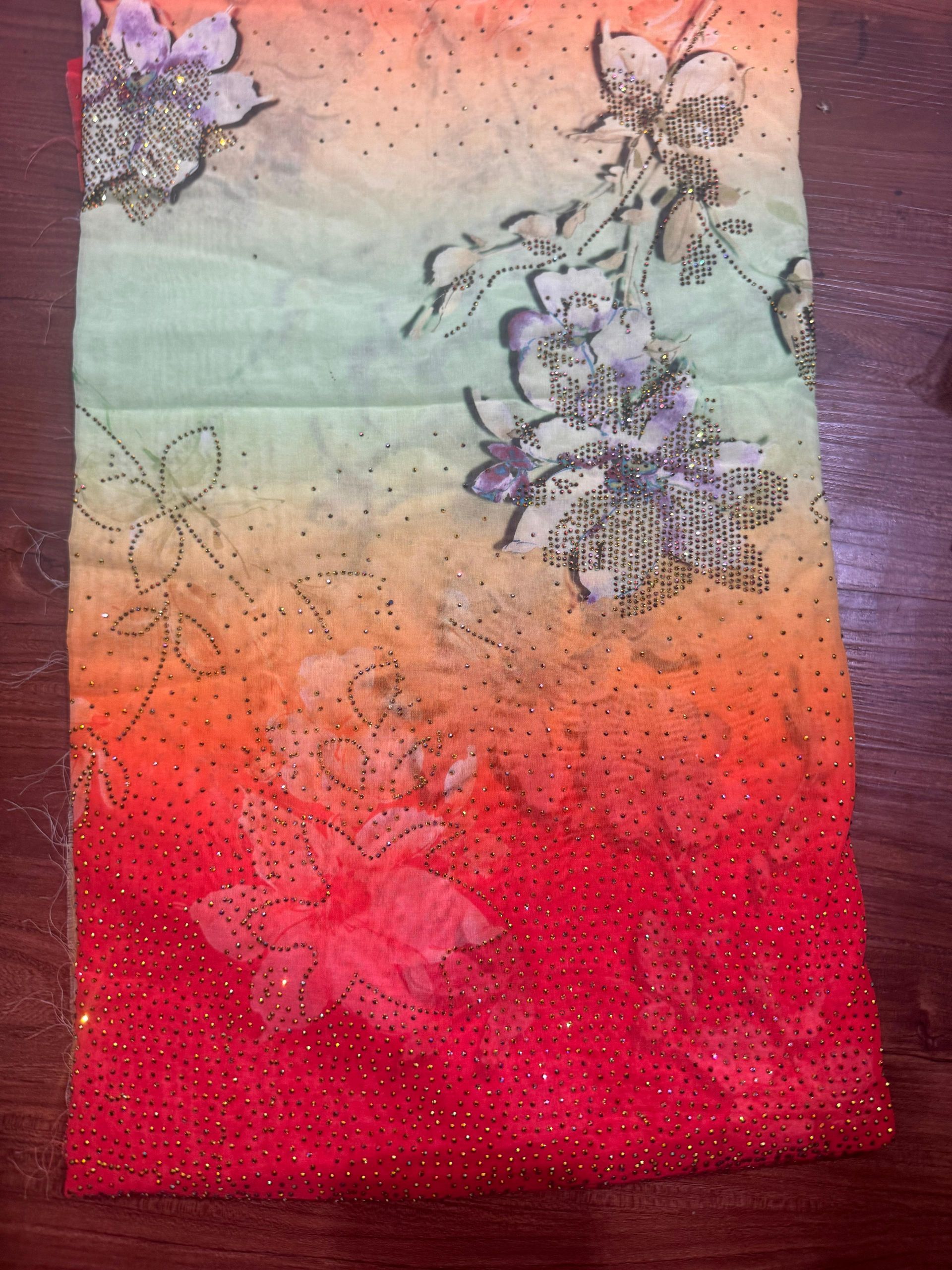 Total Mushakel Rabit Orange Light Green