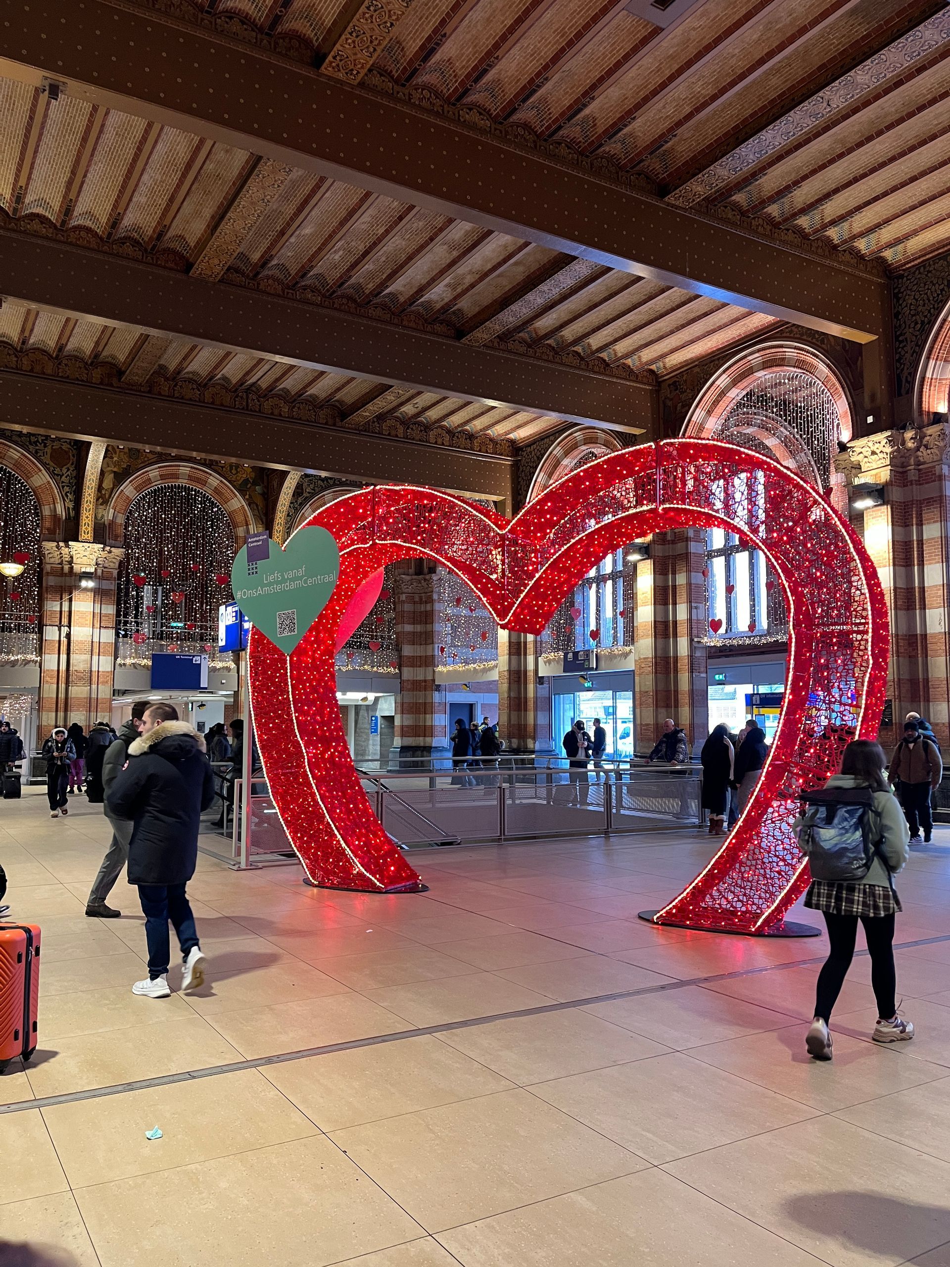 Onze week: Traktaties, naar Amsterdam, bonbons maken en de auto naar de garage