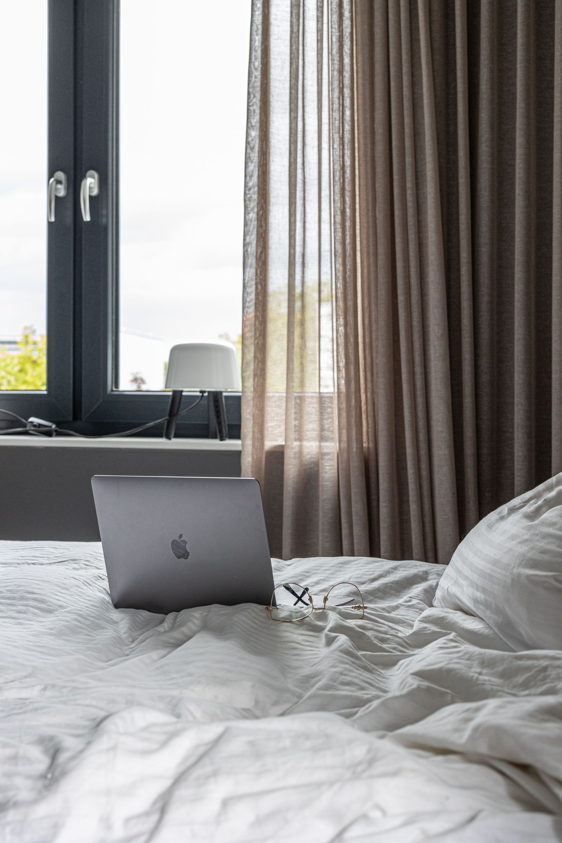 Gordijnen op maat bestellen: rust, sfeer en comfort voor ieder interieur