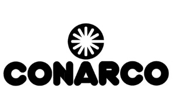 Cajas de electrodos de soldadura Conarco, amarillo y naranja, abiertas y cerradas.