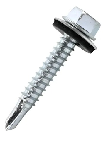 Primer plano de varios tornillos autoperforantes de metal con arandelas de goma negras adjuntas.