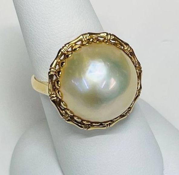 ﻿Large Mabe Pearl Ring