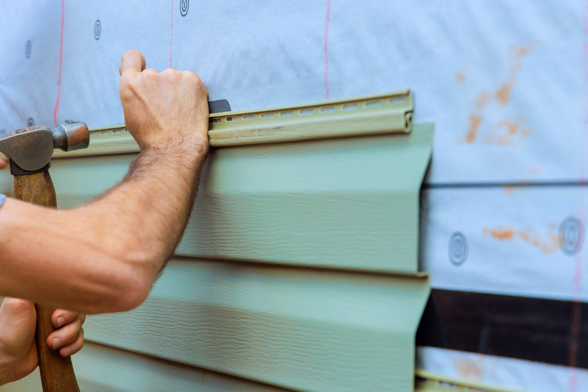 Metal Siding vs. Vinyl Siding: Which Offers the Best Long-Term Value?
